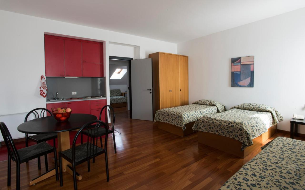 Residence Villa Odescalchi Μιλάνο Εξωτερικό φωτογραφία